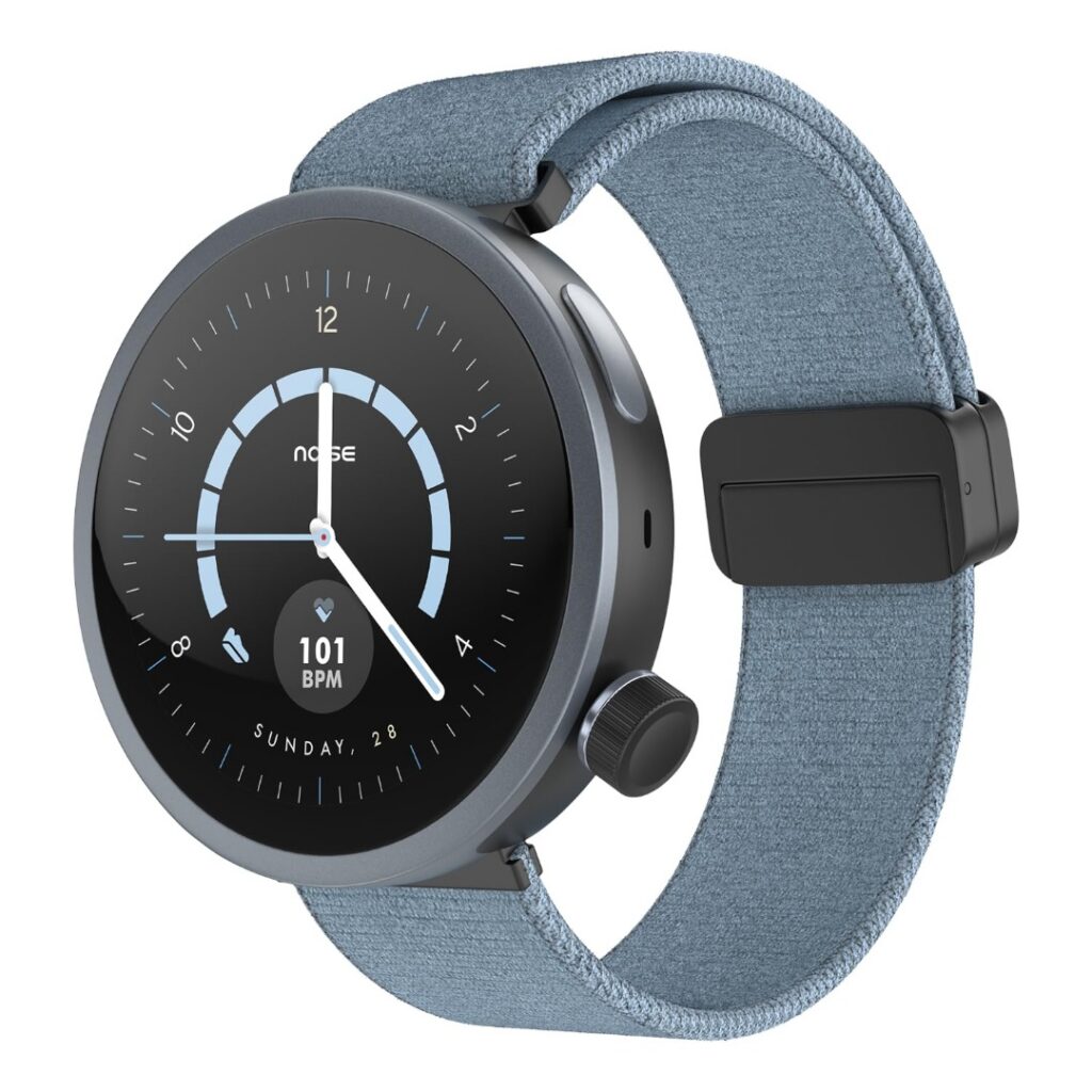 Noise Alt Watch 1 smartwatch in Chosen Black with 1.32-inch AMOLED display and rotating crown available for pre-order on Amazon India at Rs.5,561